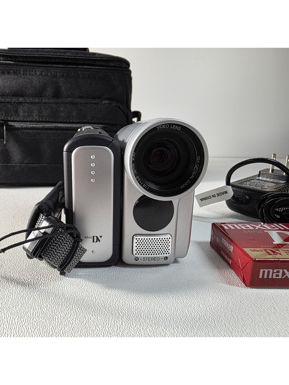 Sharp VL-Z3 VL-Z3U MiniDv Mini Dv Camcorder Camera VCR Player Video Transfer